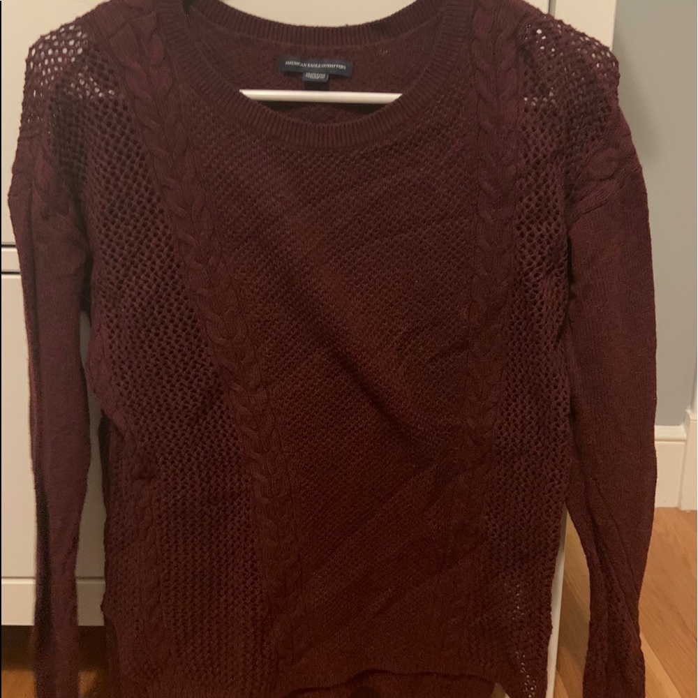 american eagle maroon sweater